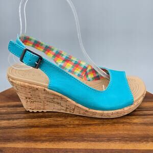 Crocs A-Leigh Sandals Womens 7 Turquoise Leather Slingback Open Toe Buckle Wedge
